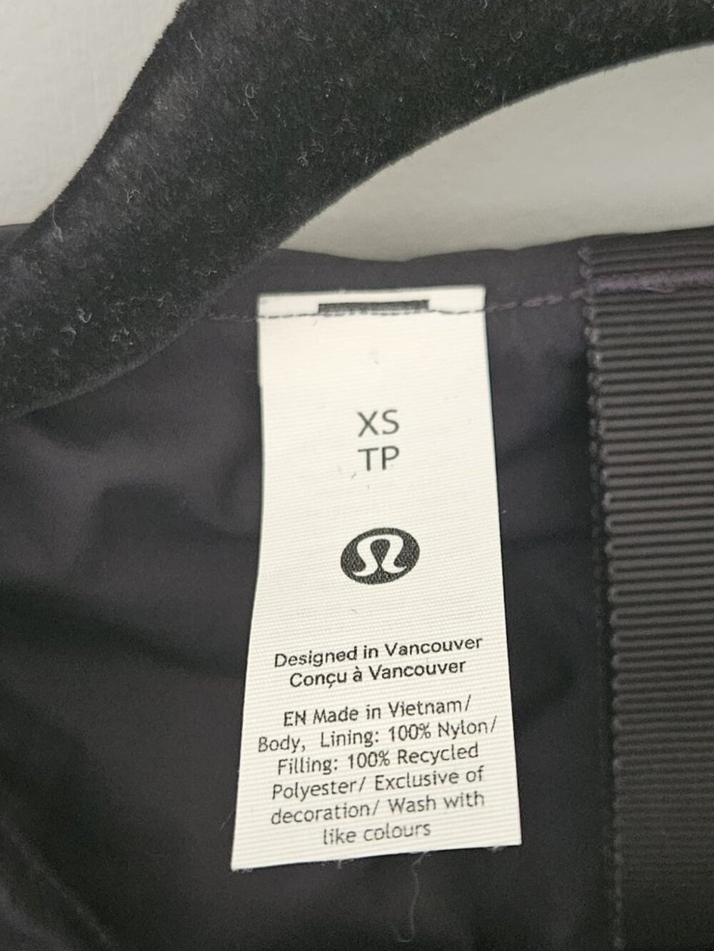 Lululemon Black Women's ThermoZen Insulated Jacket Puffer Collarless XS - Picture 3 of 4